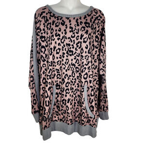 Pursuing Perfection Top Women XL Leopard Print Kangaroo Pocket Waffle Trim Tunic